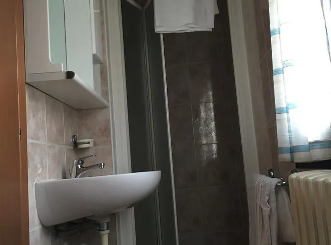 Cinzia Hotel 3*