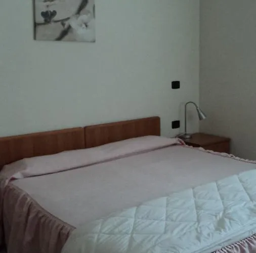 فندق Cinzia 3*